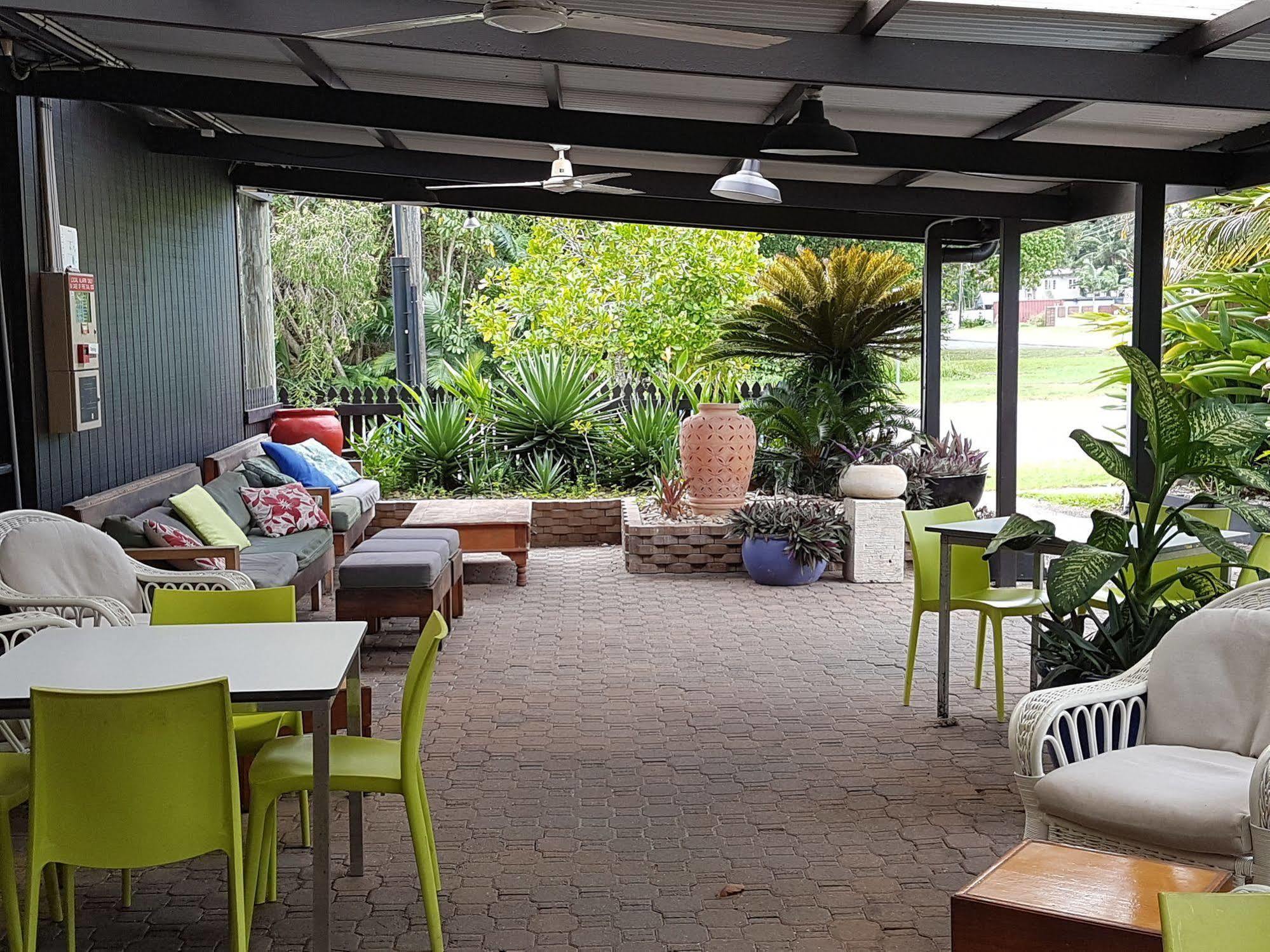 Coral Beach Lodge Port Douglas Exterior foto